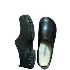 Birkenstock A630 black clogs